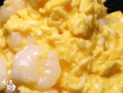 炒虾仁千万别直接下锅！多加1步弹嫩鲜香<strong></p>
<p>炒币大亏</strong>，不学亏大了！