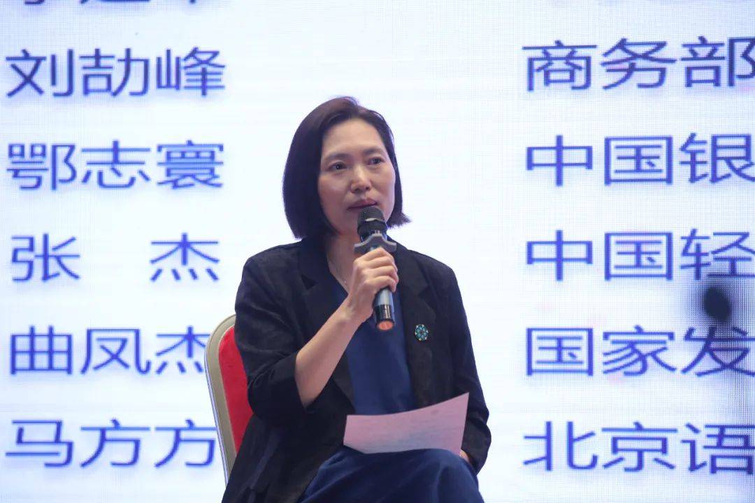 人民币国际化如何走<strong></p>
<p>中币网站</strong>?专家从最新调查中圈了重点