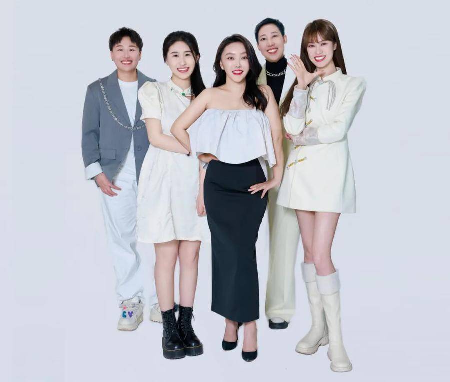 租场演出丨千万粉丝大V「李波」携「囡波万女团」来泰安啦<strong></p>
<p>波场币</strong>!