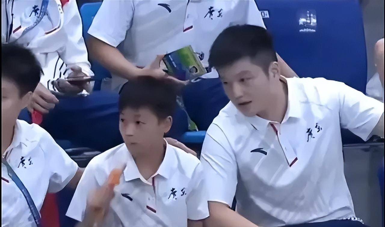 热搜第一<strong></p>
<p>牛币圈</strong>！全红婵的朋友圈有多牛