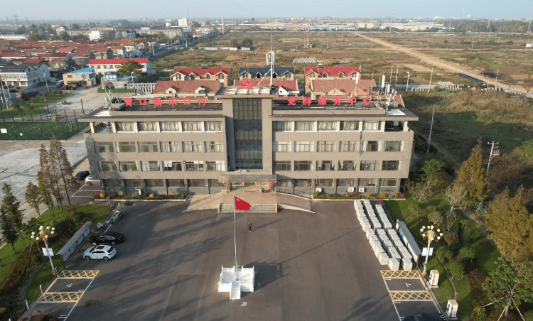 他被抓当晚有老百姓放鞭炮庆祝<strong></p>
<p>数字币价格</strong>,探访江苏第一位农民副县长“三蟒”豪宅