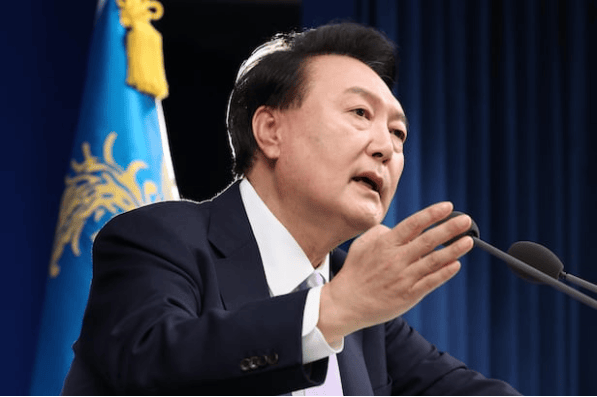 尹锡悦:除外交层面等必要活动外<strong></p>
<p>求软件</strong>,金建希所有公开活动将暂停