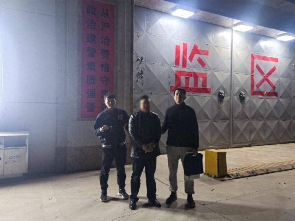 兰州公安西固分局破获一起办理入学学位诈骗案