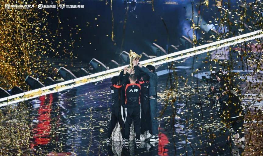 现场超3万人<strong></p>
<p>货币直接交易</strong>！昨晚北京朝阳这里有场顶级电竞赛