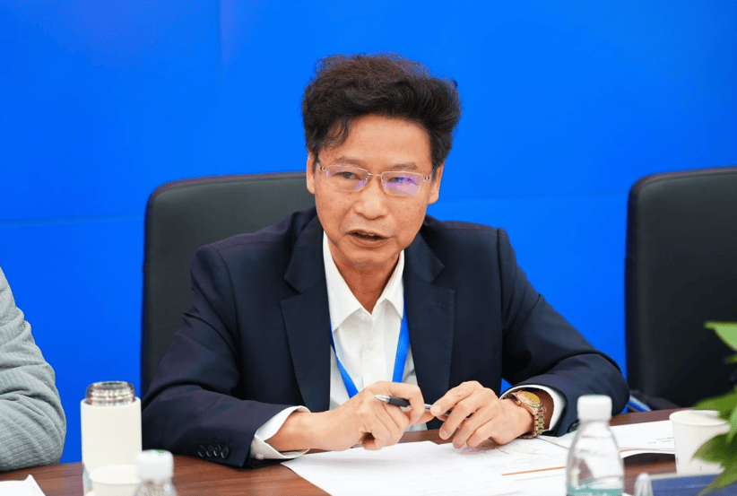 减少绕行超4公里<strong></p>
<p>免费交易网</strong>!深圳多位专家来到这条快速路……