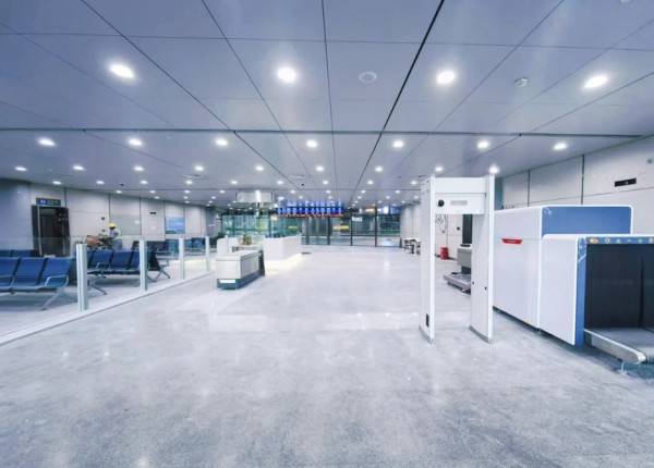 刚刚明确:上海南站升级为高铁站!12月28日<strong></p>
<p>免费交易网</strong>,新方案试运行→