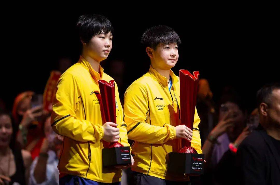 林诗栋男单夺冠<strong></p>
<p>p币</strong>,孙颖莎女单登顶 | WTT新加坡大满贯赛国乒五冠收官