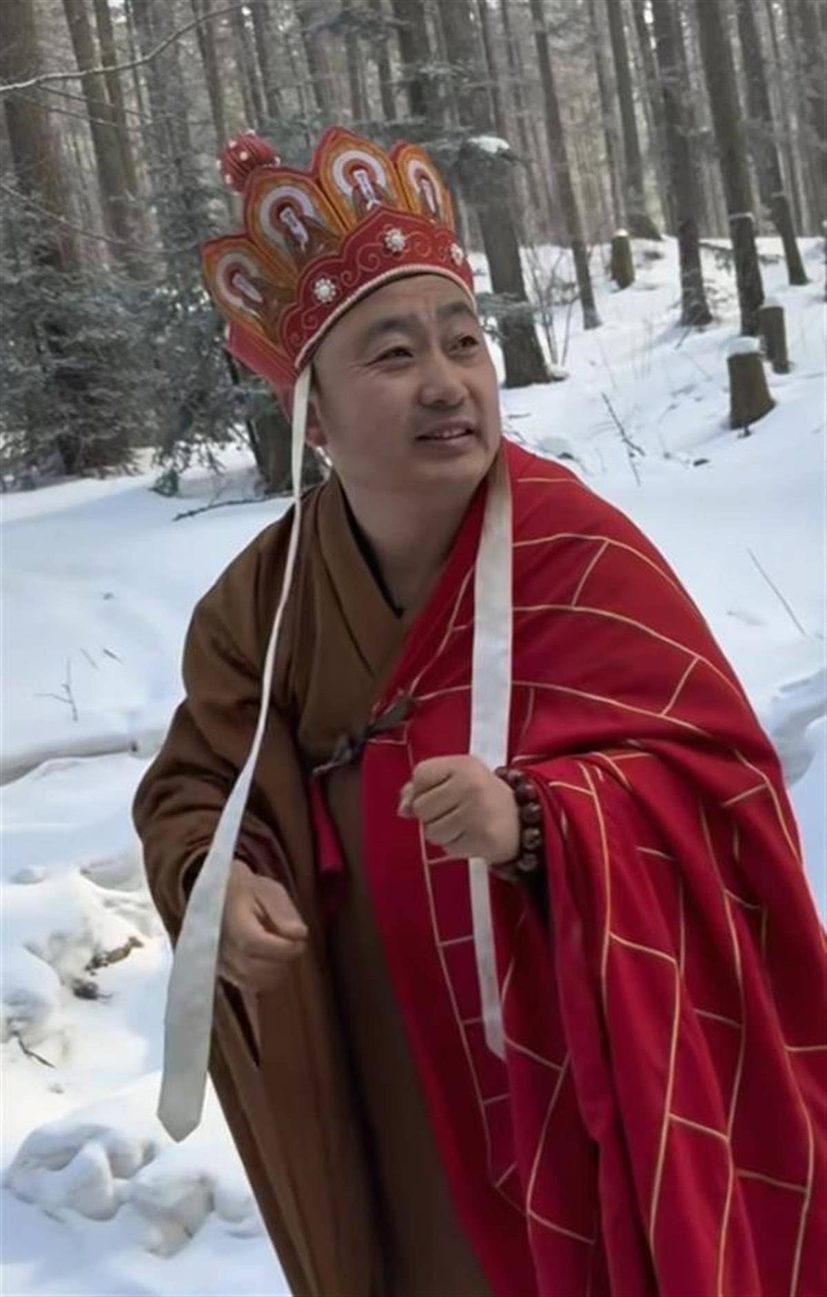 河南网红“越野唐僧”不幸去世<strong></p>
<p>货币比例</strong>,家人:在外地出租屋突发心梗