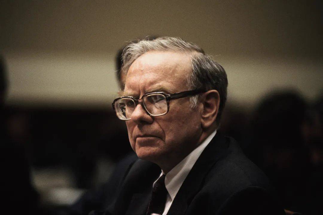 巴菲特<strong></p>
<p>高货币</strong>,年度重磅!