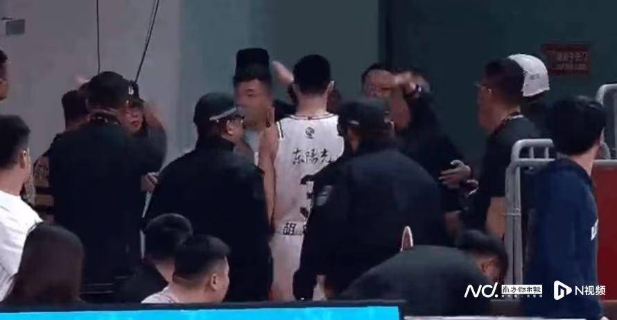 八强战广东男篮再负山西<strong></p>
<p>债券交易数据</strong>,杜锋:胡明轩被罚下对我们伤害太大