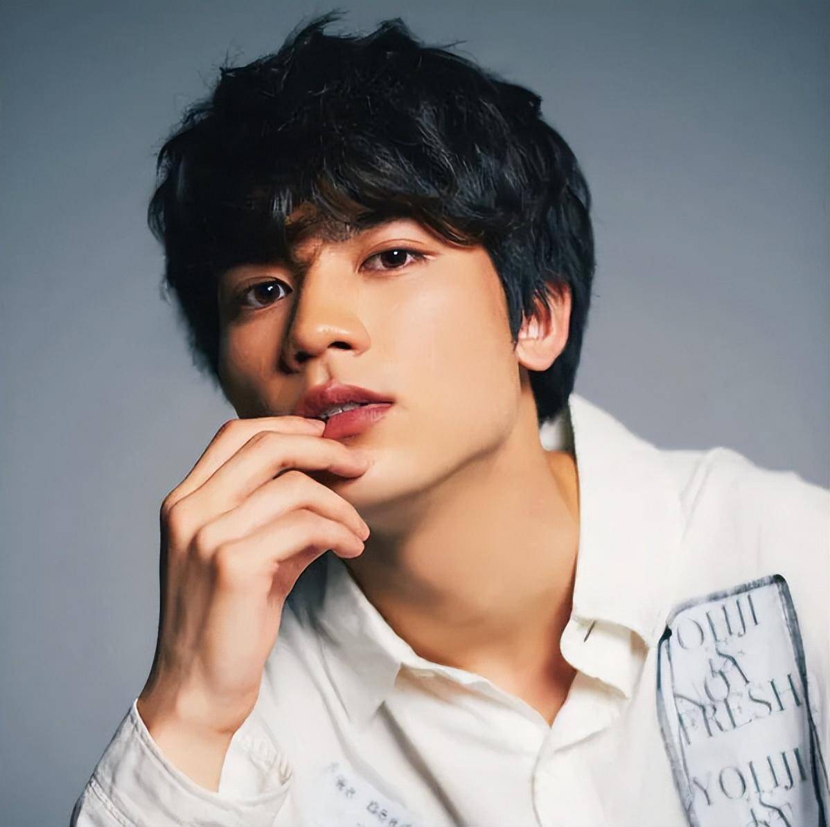 日本男星板垣瑞生去世!曾出演《青春之旅》<strong></p>
<p>债券交易数据</strong>,家人称其患精神疾病1月份失踪