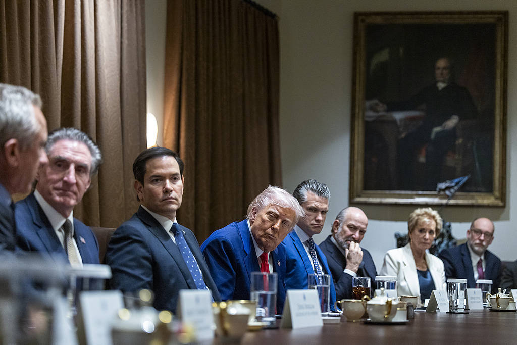 特朗普大刀砍向鲁比奥的国务院<strong></p>
<p>算网软件</strong>?“236年来最大重组之一”