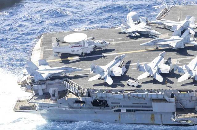 胡塞再添新“战绩”:美军航母为躲导弹<strong></p>
<p>双货币对冲源码</strong>,急转弯把战机甩进大海