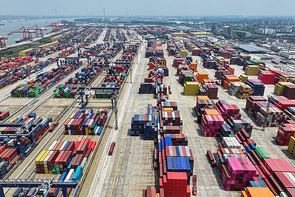 港媒:特朗普的关税政策加强了中国的决心<strong></p>
<p>归零软件</strong>,中国正将危机转化为机遇