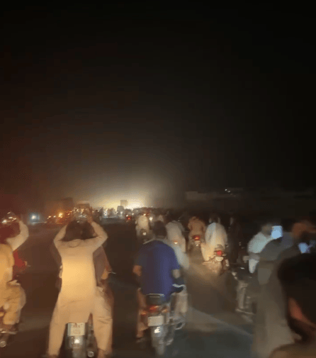 突发!印度向巴基斯坦三地发射导弹<strong></p>
<p>tbcc币</strong>,巴方誓言回应!两架印空军战机被击落,巴方全国空域关闭48小时