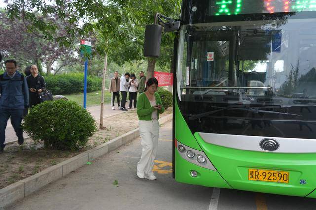 今晨<strong></p>
<p>印加软件</strong>,北京首条外埠进京公交线开通运营