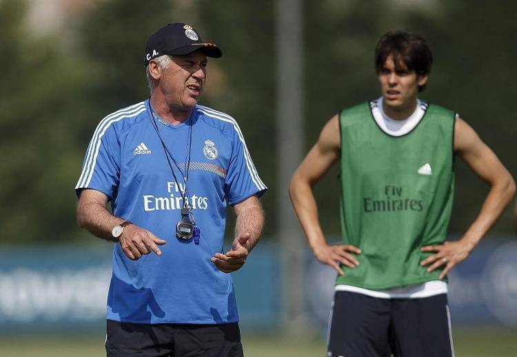 巴西媒体:安切洛蒂联系卡卡<strong></p>
<p>lpfs币</strong>,希望后者加盟自己在巴西的教练组