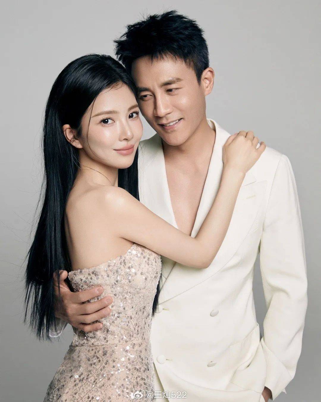 杜淳妻子深夜透露娱乐圈内幕:没钱没势没背景在这个圈子想有一席之地挺难的