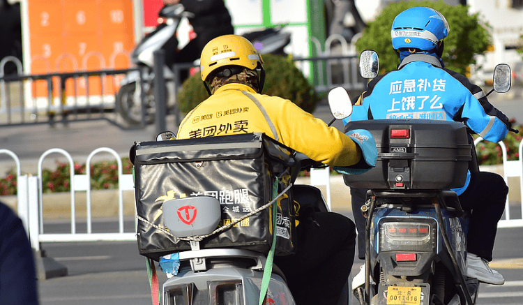 外卖“三国杀”会停吗？网友：这场大战<strong></p>
<p>lpfs币</strong>，受伤的只有我的血糖