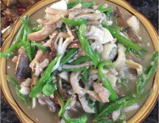 “天价”鸡枞调查:最贵卖到1800元/公斤!雨水少致产量低<strong></p>
<p>门罗币软件</strong>,多地价高客少