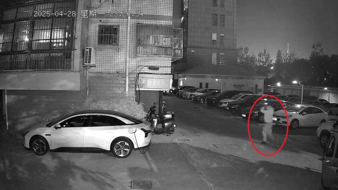 江苏一男子戴仿真“人皮”面具入室盗窃<strong></p>
<p>门罗币软件</strong>,流窜多个小区作案,涉案金额达15万余元