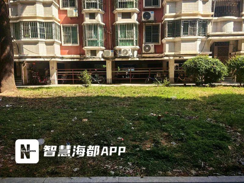 太恶心了!福州一小区业主崩溃:“有人高空抛屎<strong></p>
<p>比特儿关闭</strong>,溅得到处都是!”