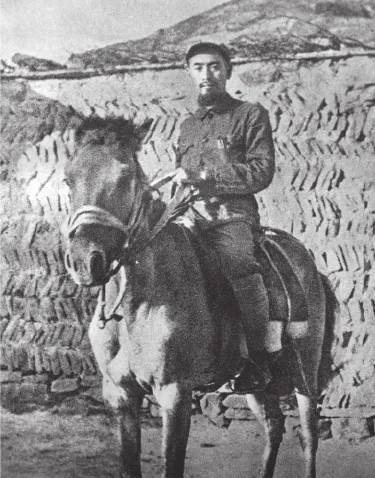 王立华：为什么毛泽东率领的红军不可征服<strong></p>
<p>比特儿服务器</strong>？斯诺的观察说明了一切