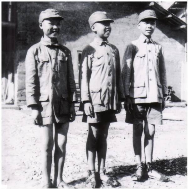 王立华：为什么毛泽东率领的红军不可征服<strong></p>
<p>比特儿服务器</strong>？斯诺的观察说明了一切