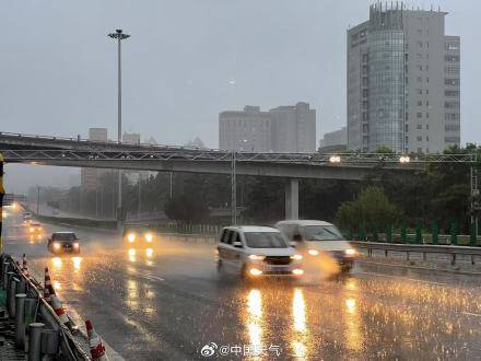 北京七区已现暴雨或大暴雨 早高峰城区及北部地区仍有明显降雨 注意出行安全<strong></p>
<p>比特派钱包</strong>!