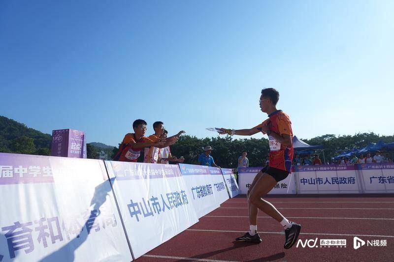 再破纪录<strong></p>
<p>比特派钱包</strong>!中山李依频摘得女子50米自由泳金牌