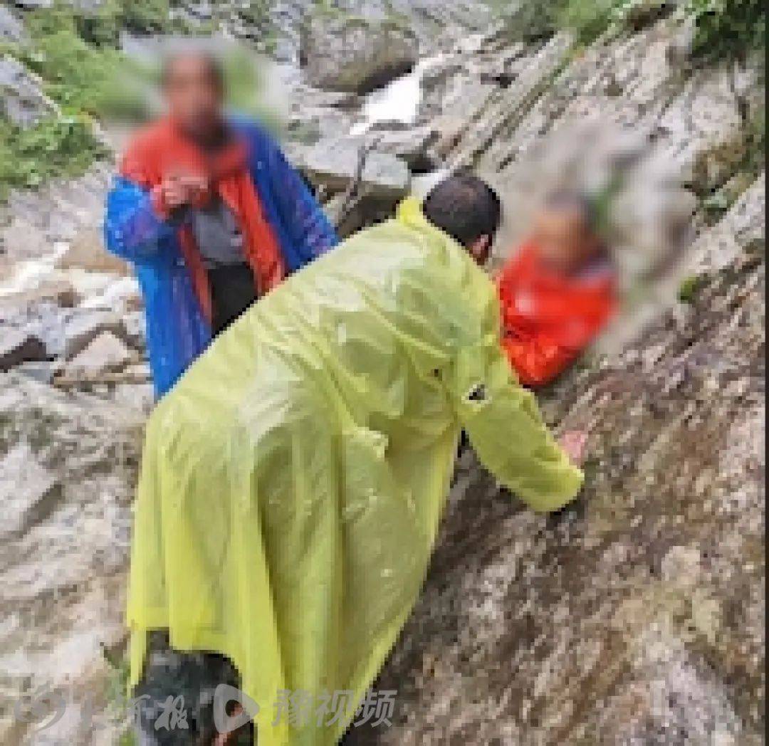 秦岭保护区失联10余天驴友被找到<strong></p>
<p>比特派官网</strong>,失联前后照片曝光:圆脸消失,救援人员称瘦了几十斤