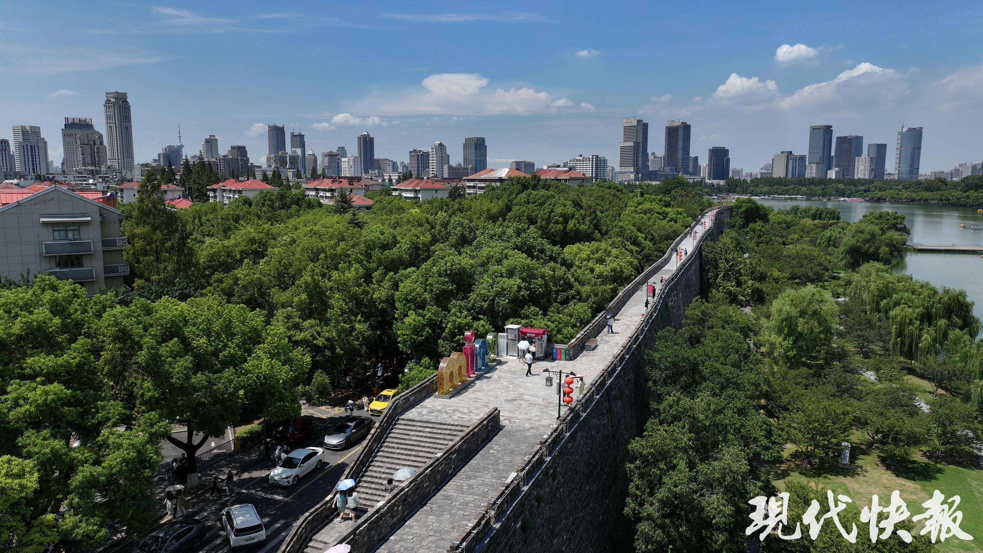 读城︱650岁南京城墙“最美1400米”修缮完成<strong></p>
<p>bitpie比特派官网下载</strong>,城墙北线恢复全线开放