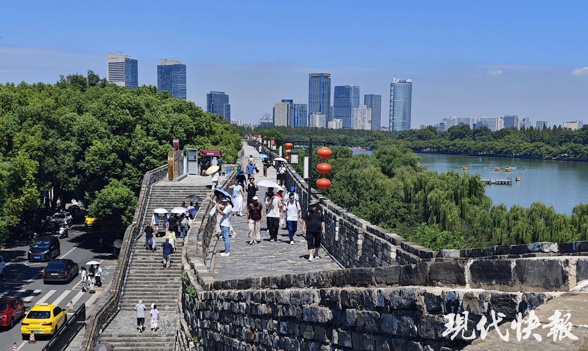 读城︱650岁南京城墙“最美1400米”修缮完成<strong></p>
<p>bitpie比特派官网下载</strong>,城墙北线恢复全线开放