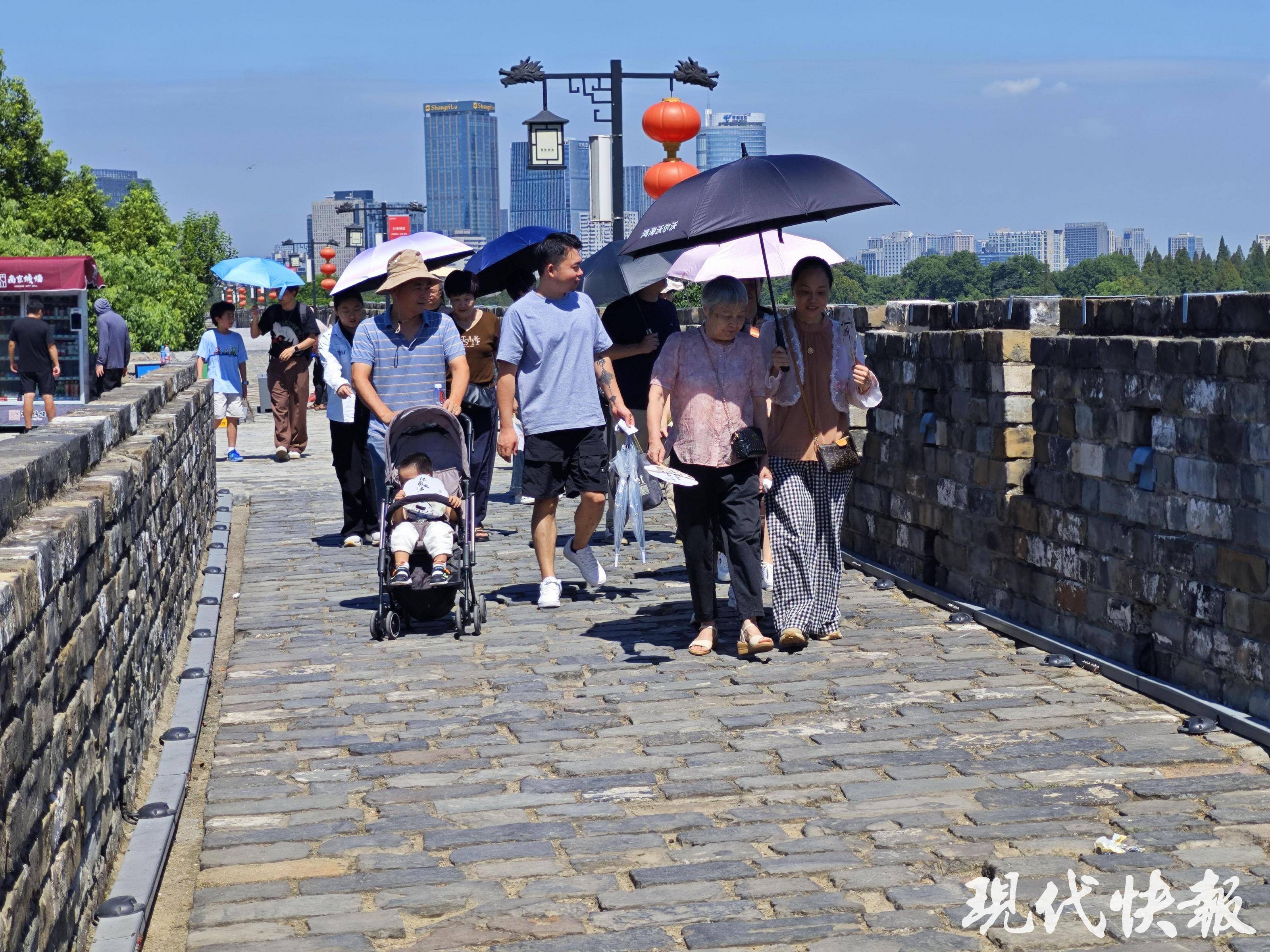 读城︱650岁南京城墙“最美1400米”修缮完成<strong></p>
<p>bitpie比特派官网下载</strong>,城墙北线恢复全线开放