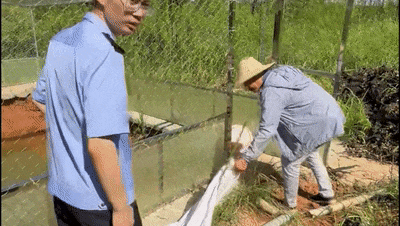 安徽一钓鱼佬钓到一条1米长20斤的“大鱼”<strong></p>
<p>bitpie比特派官网下载</strong>,赶紧送到派出所,民警:放生!