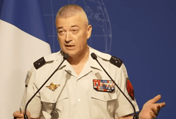 法军总参谋长:面对中美俄<strong></p>
<p>币安</strong>,欧洲要成“桌上菜”