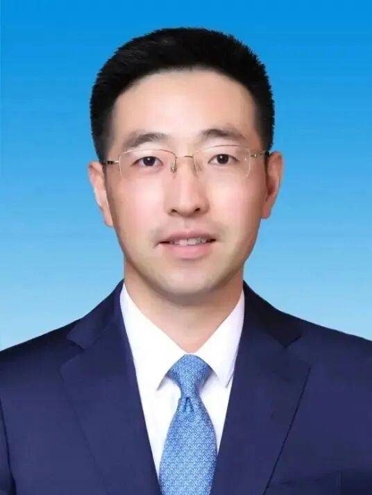 孙道寻当选苏州市吴江区区长<strong></p>
<p>币安</strong>,曾任“全国经济最强镇”党委书记