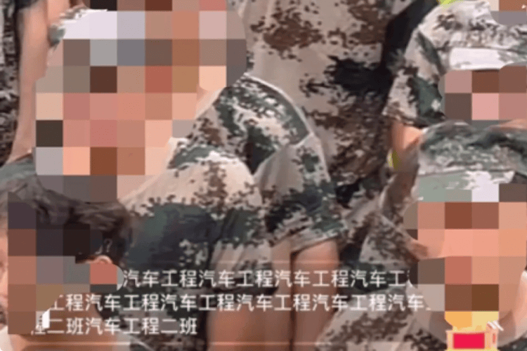 多校出现直播“点名”乱象<strong></p>
<p>币安交易所</strong>，岂可拿学生开低俗玩笑