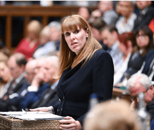 金正恩女儿首登国际舞台<strong></p>
<p>币安app下载</strong>,引爆接班传闻!英国首相被架空,工党内斗成全武行…