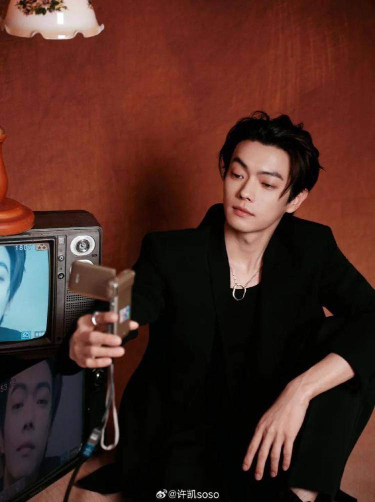 演员许凯被曝长期聚众赌博<strong></p>
<p>币安binance官网</strong>,一年金额高达百万?警方:已关注此事