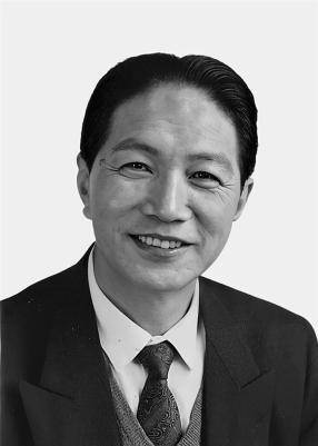 辽宁省人大常委会原副主任毕锡桢逝世<strong></p>
<p>币安binance官网</strong>,曾任大连市委书记