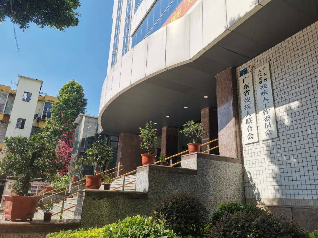 自闭症学生报到当天遭劝退后续:已通过评估<strong></p>
<p>币安币</strong>,顺利入学