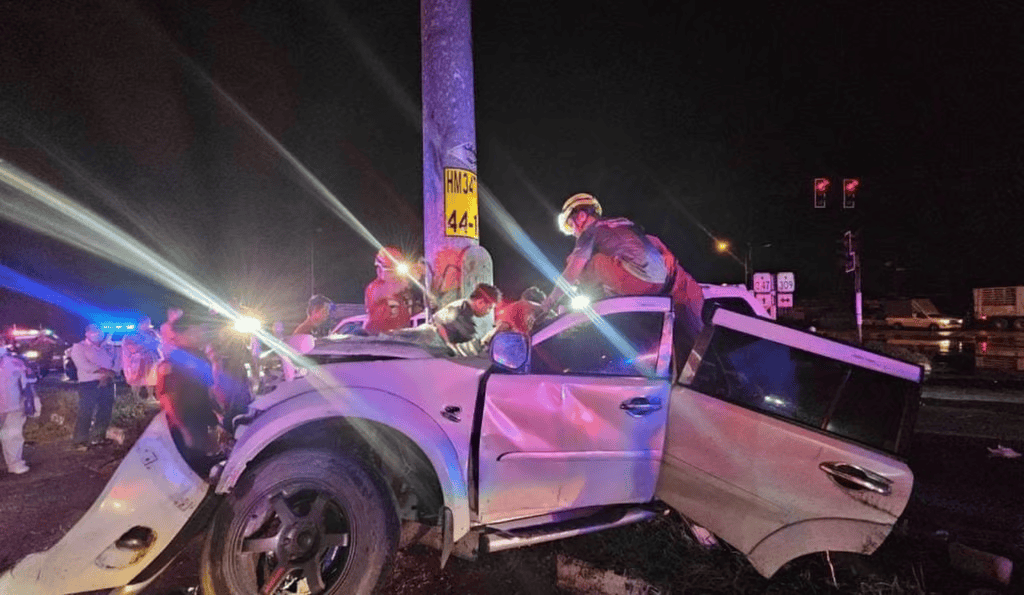 泰国女护士下班偶遇车祸<strong></p>
<p>币安官网网址</strong>，停车救人，看清脸后崩溃：重伤司机是来接她的男友