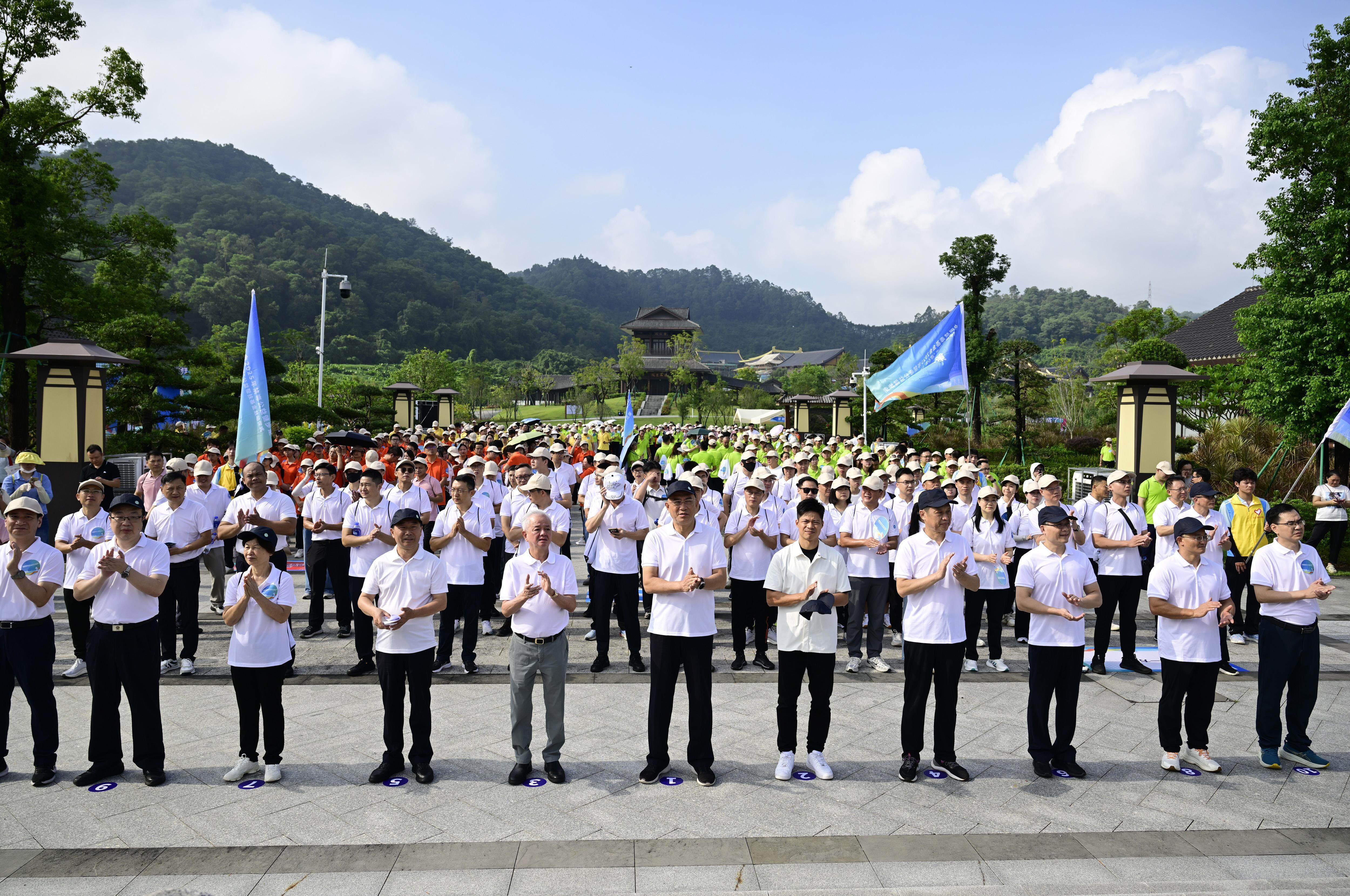 完美公司:以公益之心<strong></p>
<p>币安钱包</strong>,护航“无毒社会·完美人生”