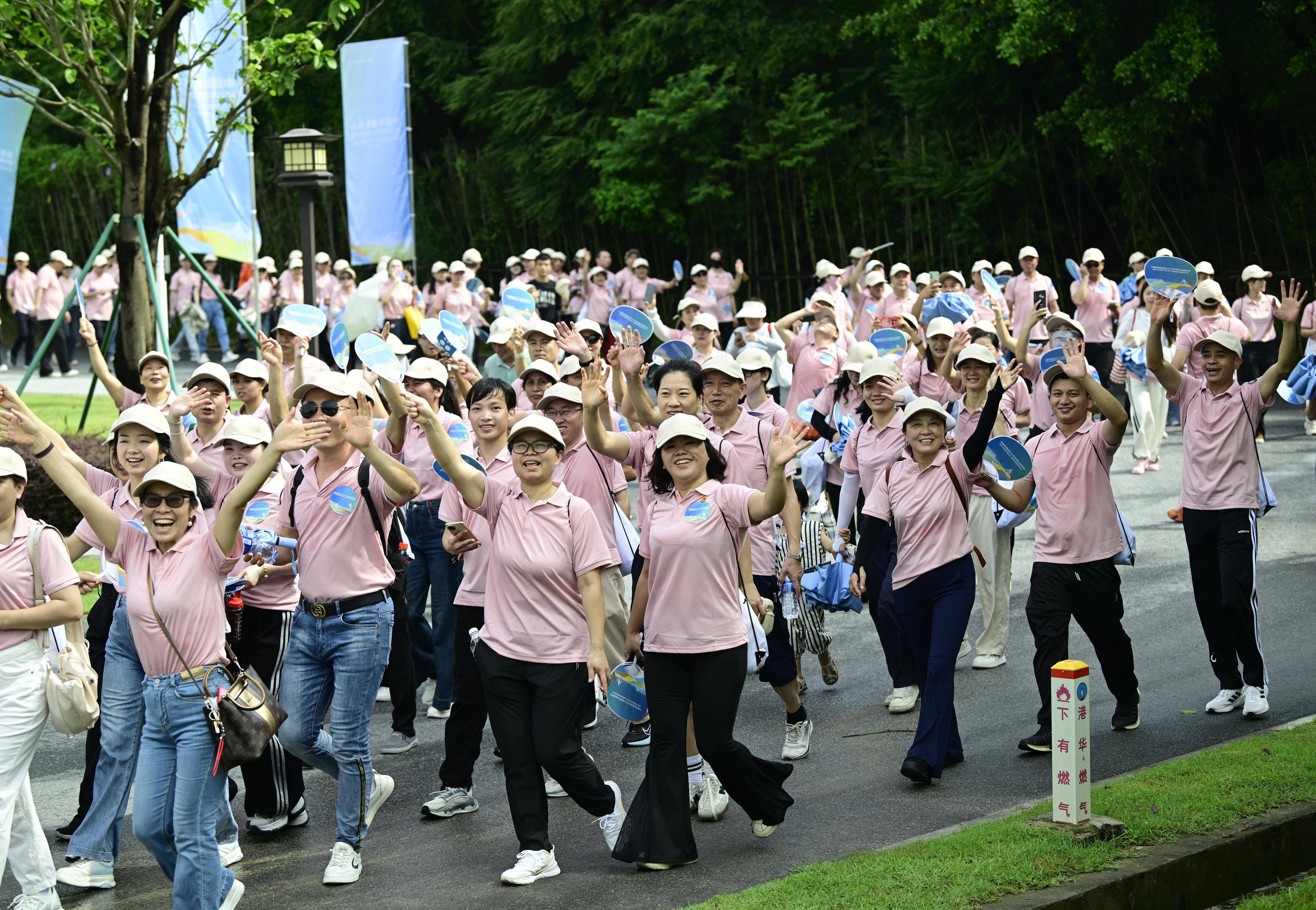 完美公司:以公益之心<strong></p>
<p>币安钱包</strong>,护航“无毒社会·完美人生”