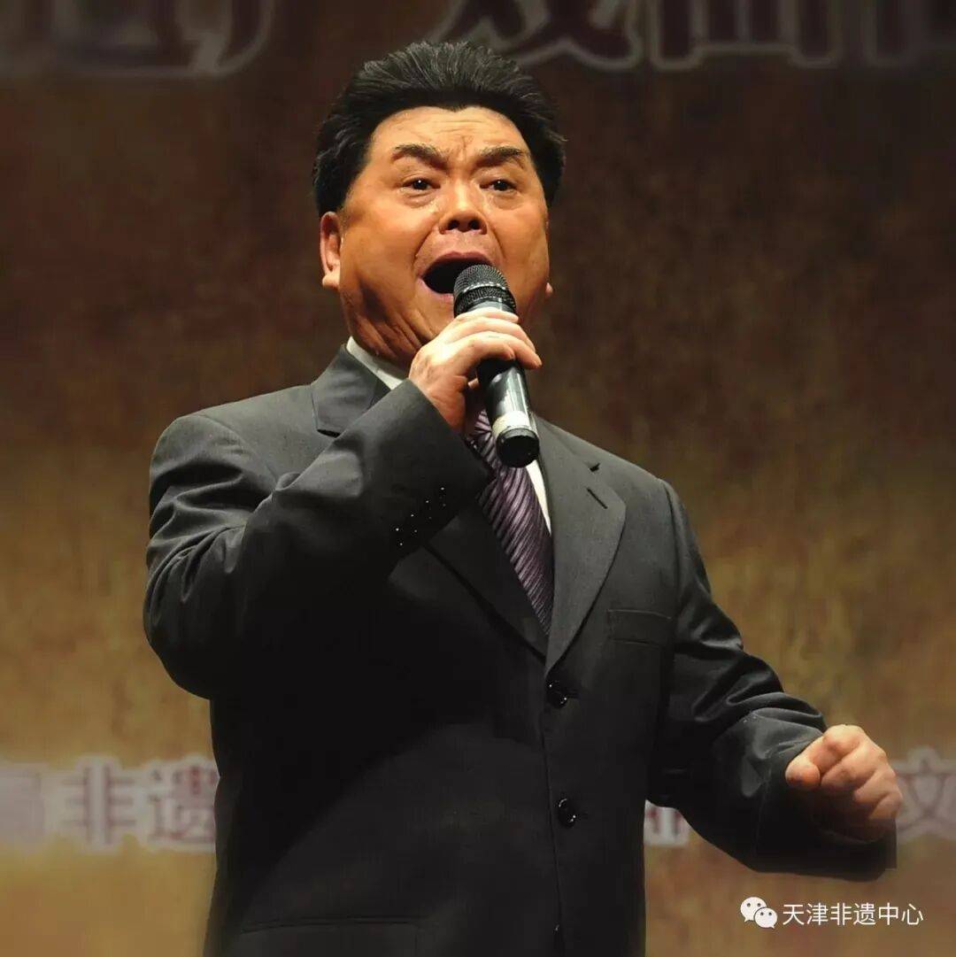 痛别<strong></p>
<p>安币</strong>!著名演员昨晚去世!4岁入行、刻苦一生