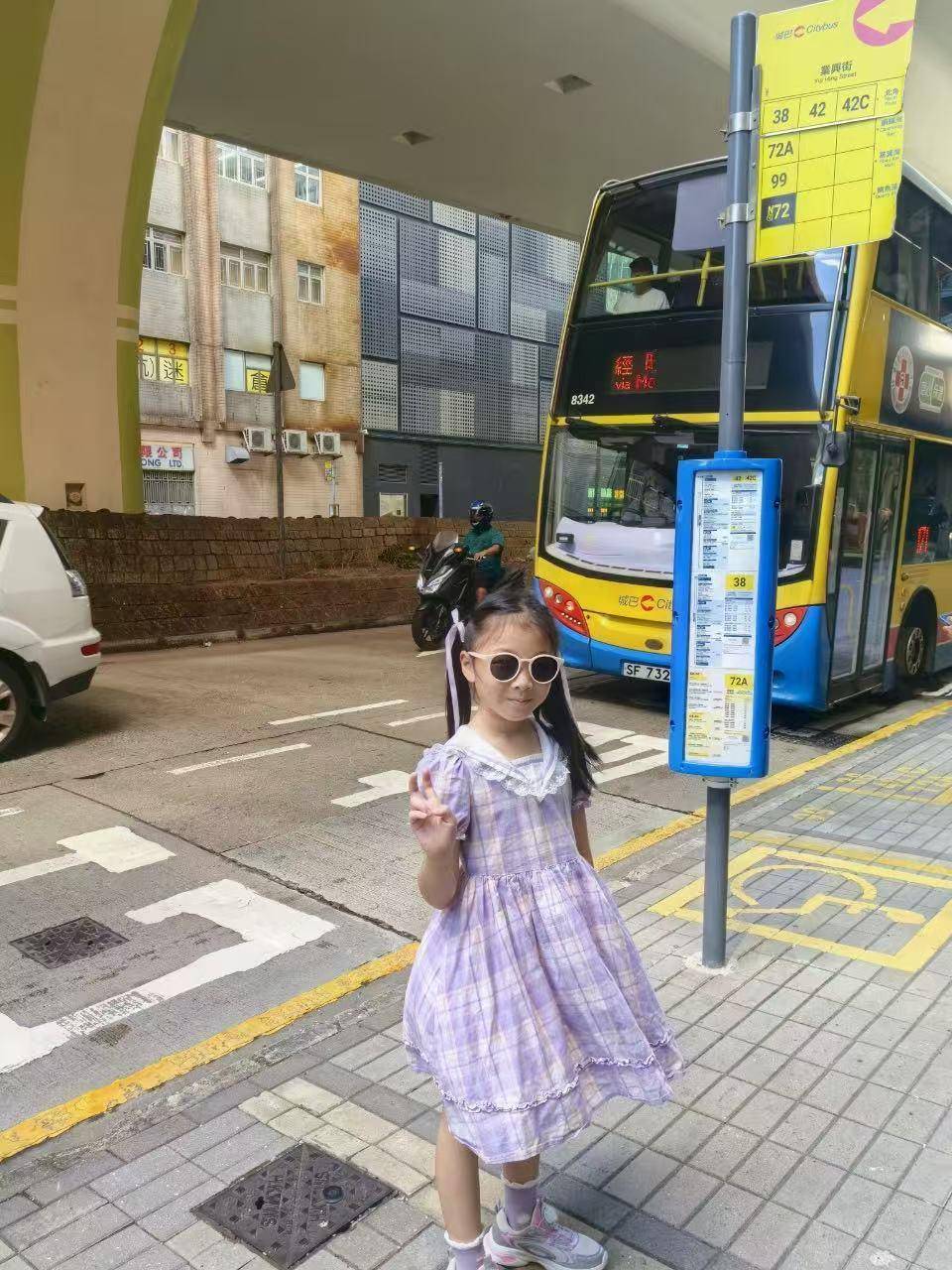 全杭州的娃都出动了？这是刚刚的火车东站<strong></p>
<p>安币</strong>！秋假大军即将席卷全国