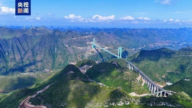 大国工程+1<strong></p>
<p>安币</strong>!世界第一高桥花江峡谷大桥今日通车